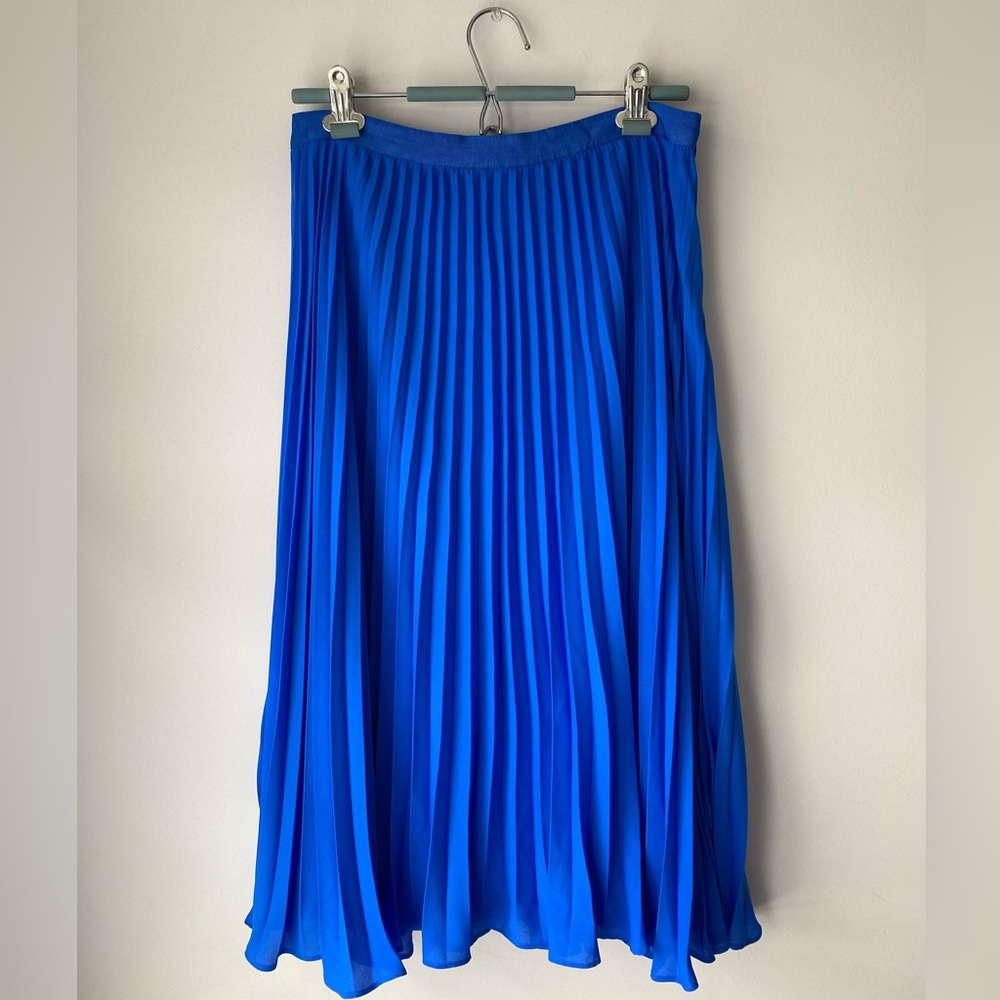 Banana Republic Blue Pleated Midi Skirt